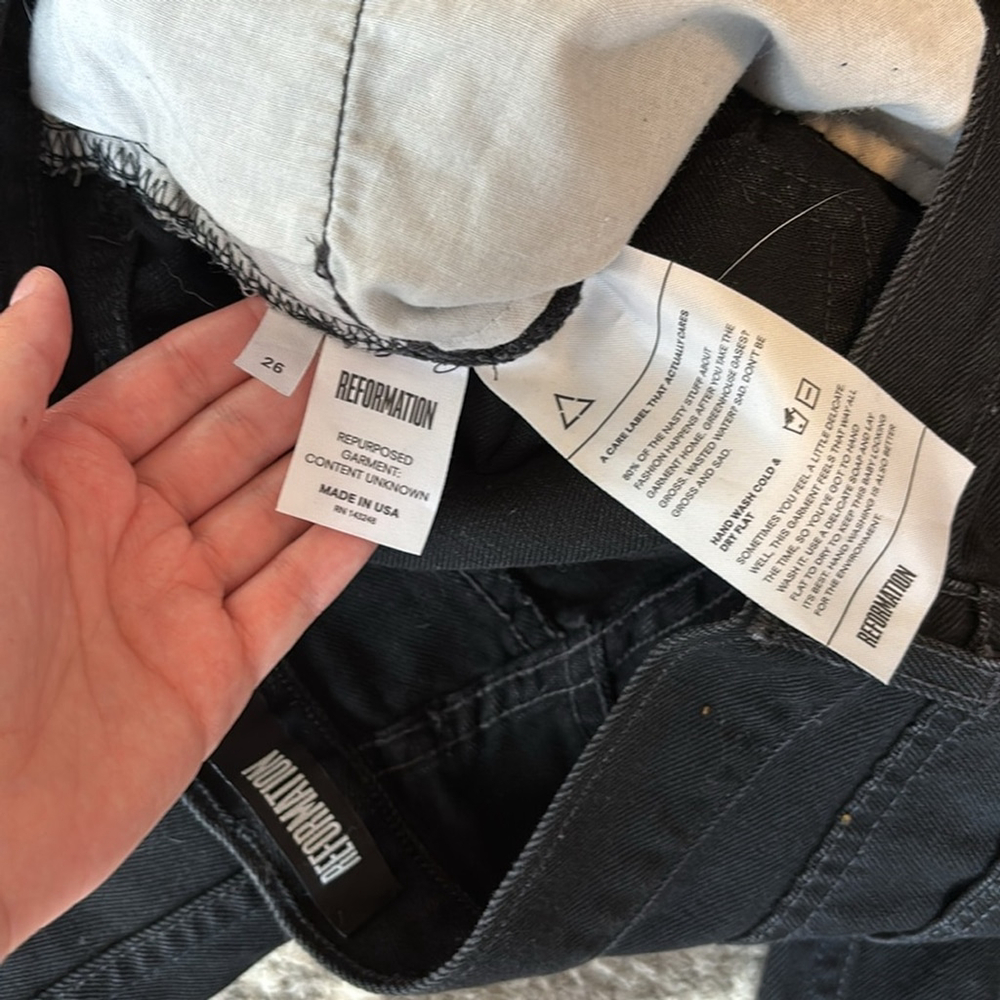 Reformation Repurposed Levi Jeans Size 26 - Picture 5 of 5
